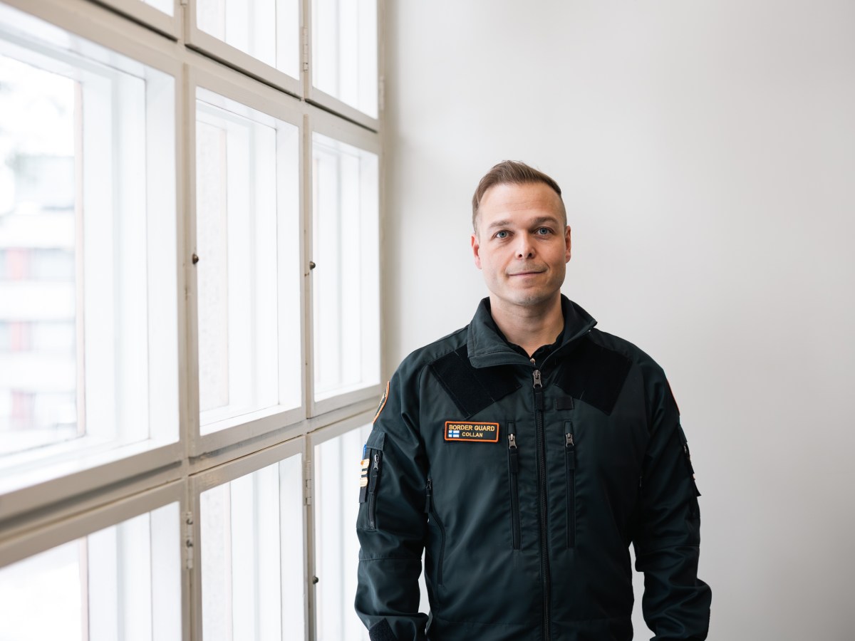 Upseerina: Kapteeniluutnantti, kurssinjohtaja Miika&nbsp;Collan